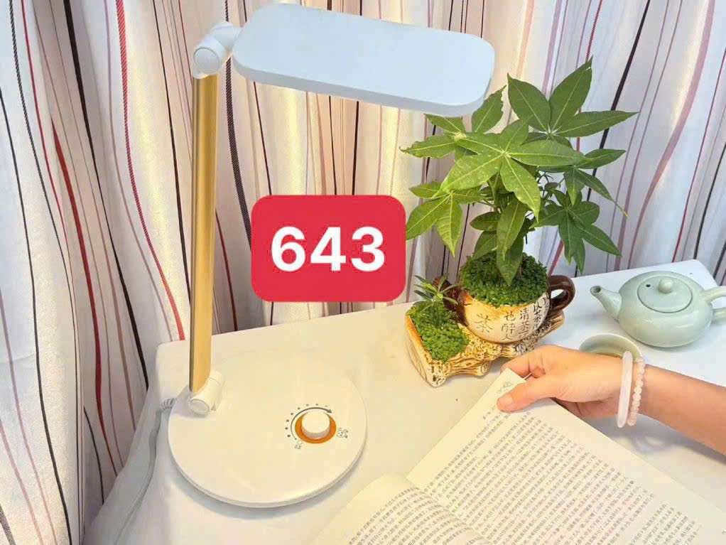 ĐÈN HỌC ĐỂ BÀN BOSDA GD-643 NGUỒN 220V 2 ĐÈN HỌC ĐỂ BÀN BOSDA GD-643 NGUỒN 220V - Ảnh 2