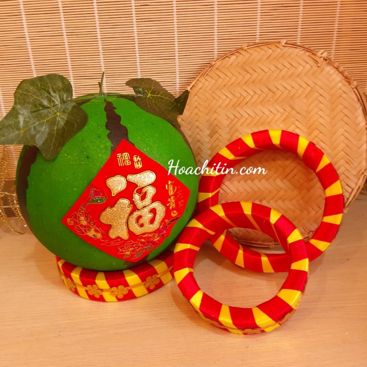 ĐẾ LÓT CHƯNG DƯA, BƯỞI KÈM MIẾNG DÁN