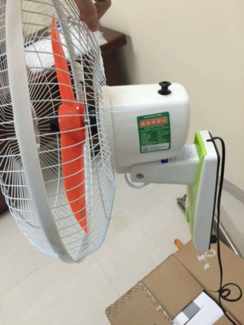 QUẠT TREO TƯỜNG 1 DÂY SKY FAN