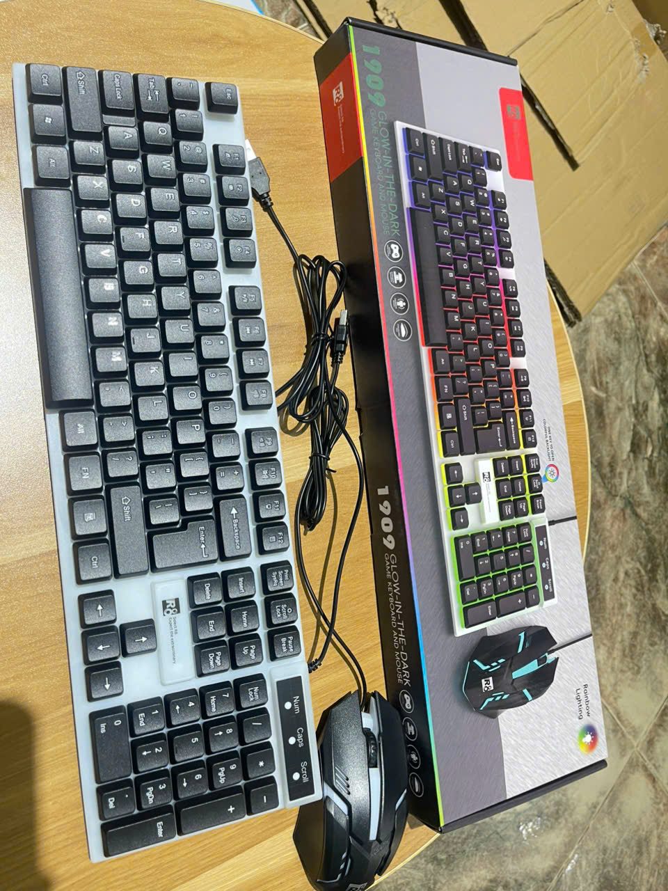 Combo phím & chuột game R8 1909 siêu đẹp 2 Combo phím & chuột game R8 1909 siêu đẹp - Ảnh 2