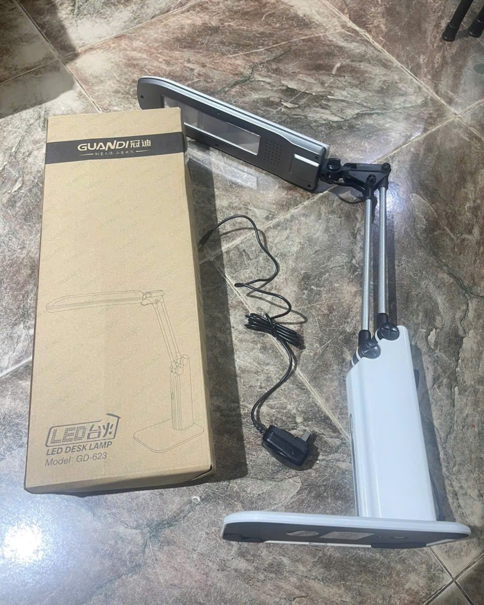 ĐÈN HỌC ĐỂ BÀN LÀM VIỆC GUANDI GD-623