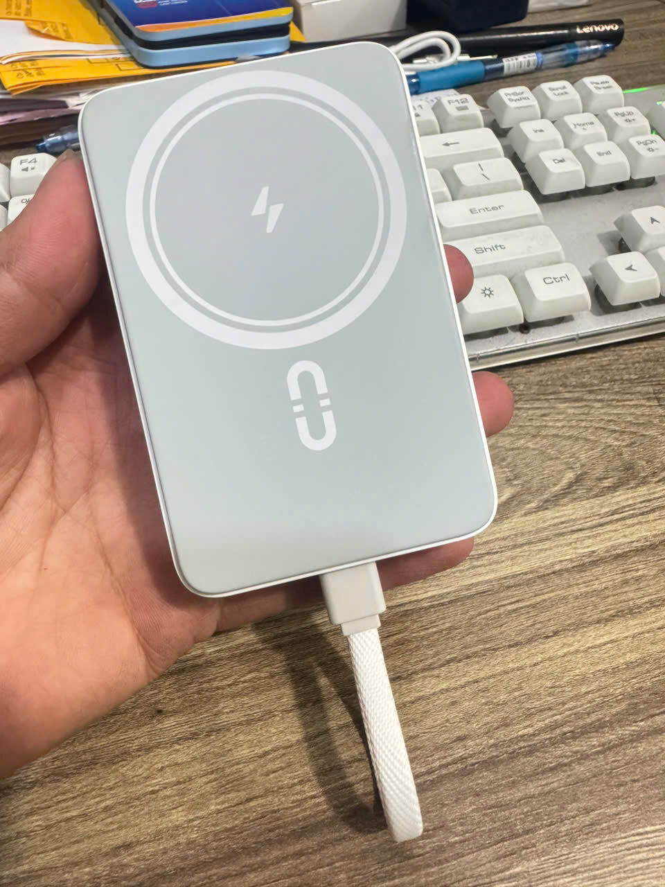 SẠC DỰ PHÒNG ROMOSS MAGSAFE 10.000 MAH 19 1793155231916 1581781684628768306 6083612886757874092 9baf845241b0031b5c463c97aedb1558
