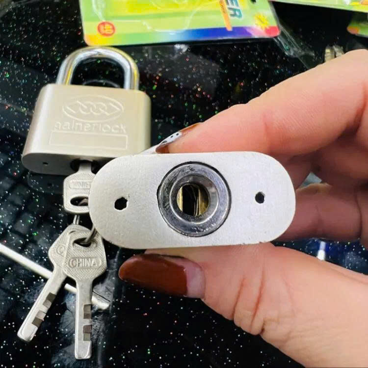 Ổ KHOÁ THƯỜNG GAINER 50MM 3 CHÌA 4 Ổ KHOÁ THƯỜNG GAINER 50MM 3 CHÌA - Ảnh 4