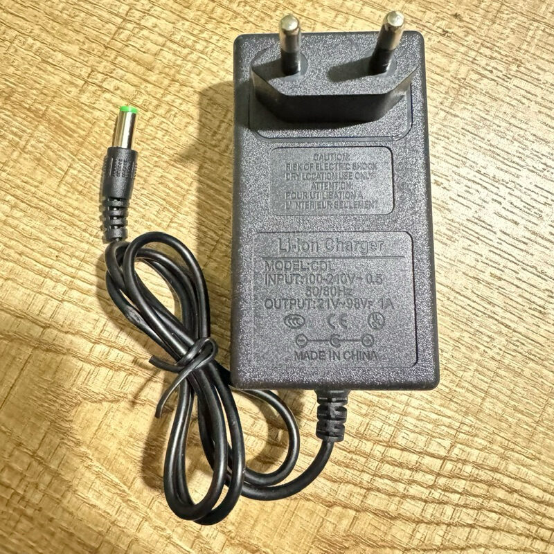 ADAPTER 21V SẠC PIN KHOAN