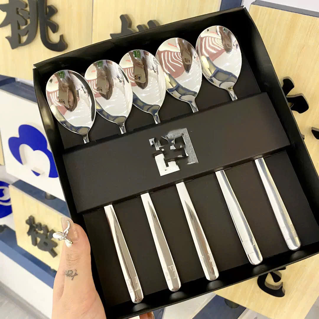 HỘP  5 MUỖNG INOX 304 ĐỨC CAO CẤP